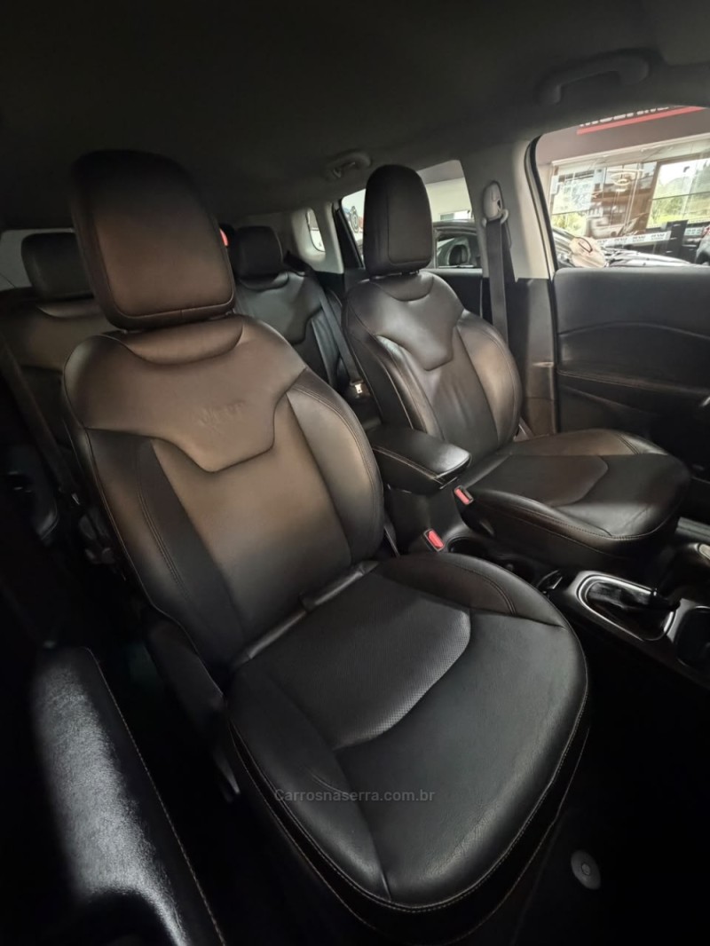 COMPASS 2.0 16V FLEX LONGITUDE AUTOMÁTICO - 2018 - SANTA CRUZ DO SUL
