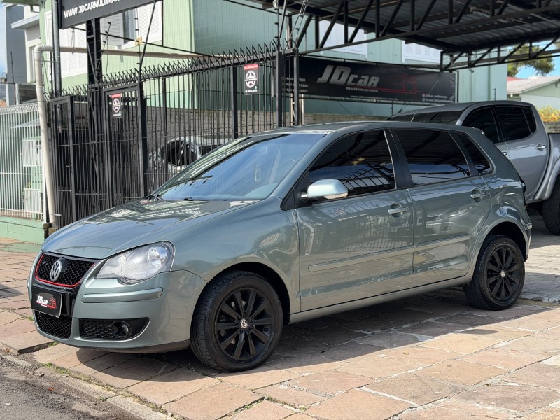POLO 1.6 MI 8V FLEX 4P MANUAL - 2011 - CAXIAS DO SUL