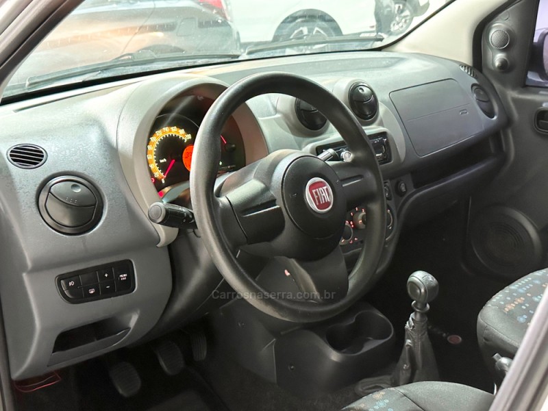 UNO 1.0 EVO VIVACE 8V FLEX 4P MANUAL - 2014 - NOVO HAMBURGO