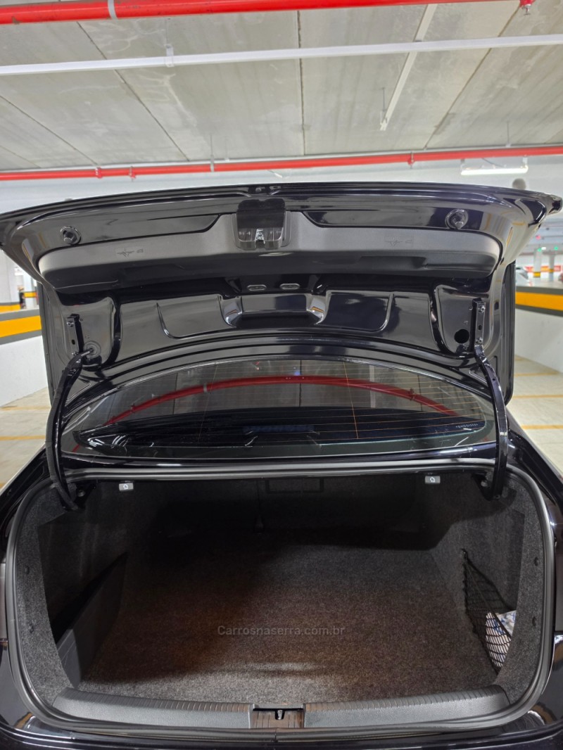 JETTA 2.0 TSI HIGHLINE 211CV GASOLINA 4P DSG - 2016 - CAXIAS DO SUL