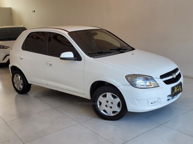 CELTA 1.0 VHCE LT 8V FLEX 4P MANUAL - 2013 - CANELA