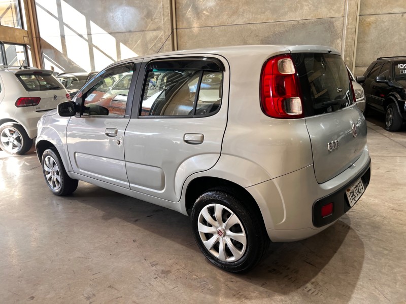 UNO 1.0 EVO VIVACE 8V FLEX 4P MANUAL - 2011 - CAXIAS DO SUL