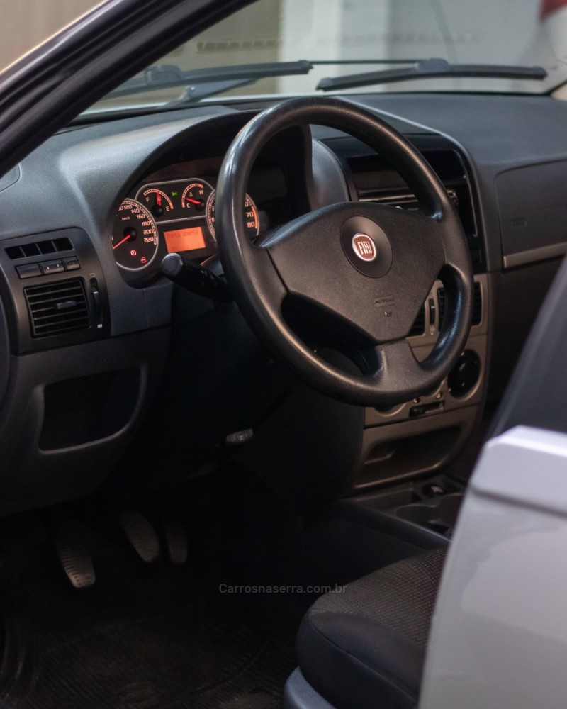 SIENA 1.6 MPI ESSENCE 16V FLEX 4P MANUAL - 2012 - CAXIAS DO SUL