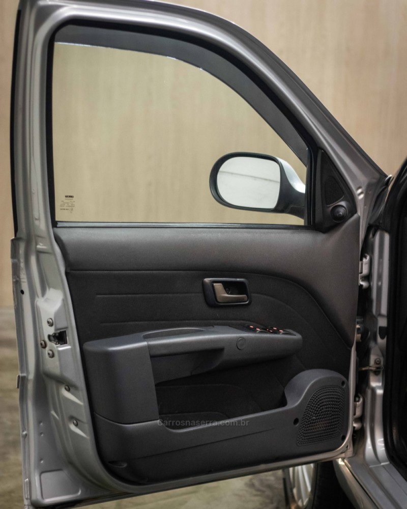 SIENA 1.6 MPI ESSENCE 16V FLEX 4P MANUAL - 2012 - CAXIAS DO SUL