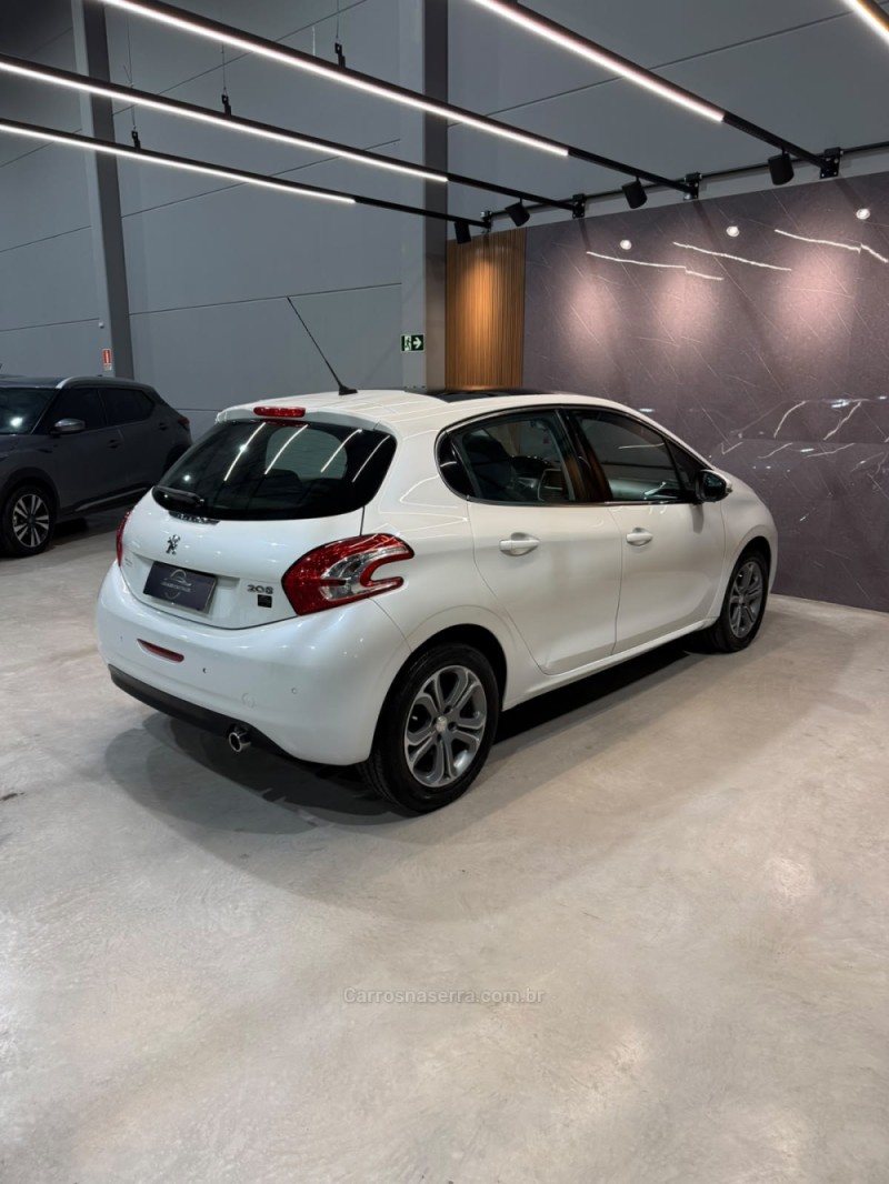 208 1.6 GRIFFE 16V FLEX 4P MANUAL - 2014 - CAXIAS DO SUL