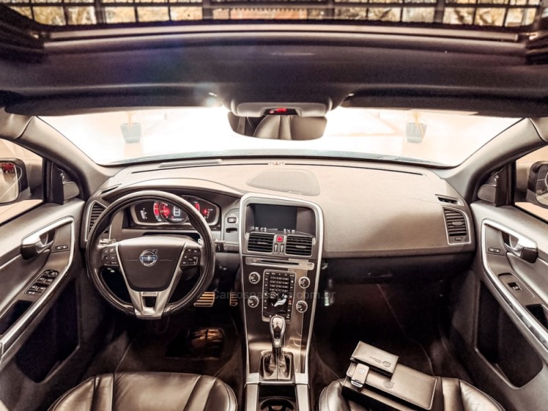 XC60 2.0 T6 R DESIGN TURBO GASOLINA 4P AUTOMÁTICO - 2015 - NOVA PRATA