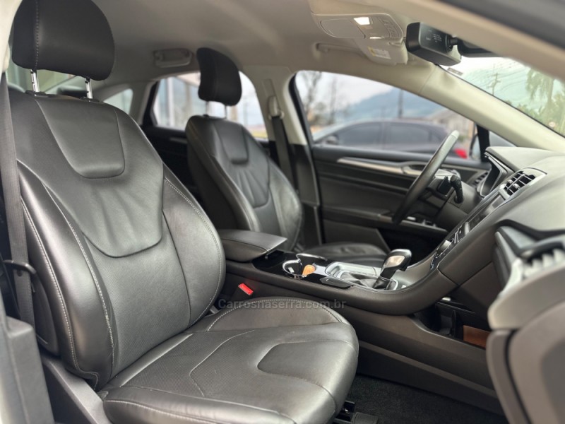 FUSION 2.0 TITANIUM GTDI ECOBOOST FWD GASOLINA 4P AUTOMÁTICO - 2015 - TUPANDI