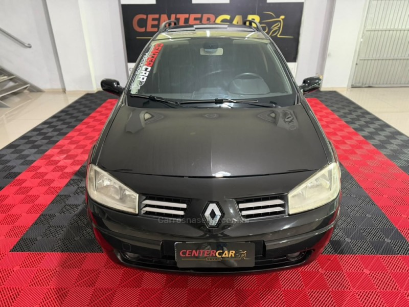 MÉGANE 1.6 DYNAMIQUE GRAND TOUR 16V FLEX 4P MANUAL - 2011 - NOVO HAMBURGO