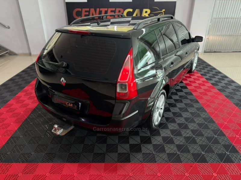 MÉGANE 1.6 DYNAMIQUE GRAND TOUR 16V FLEX 4P MANUAL - 2011 - NOVO HAMBURGO