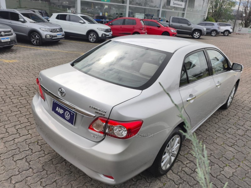 COROLLA 2.0 ALTIS 16V FLEX 4P AUTOMÁTICO - 2012 - NOVA PETRóPOLIS