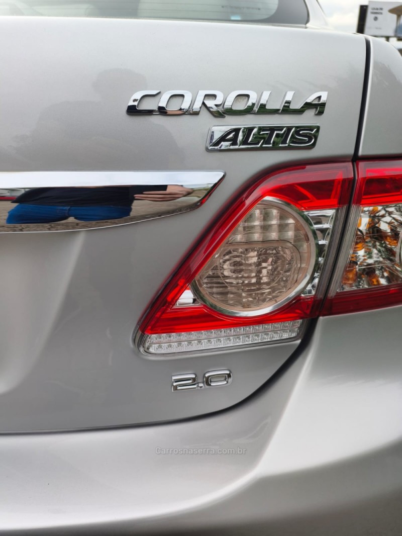 COROLLA 2.0 ALTIS 16V FLEX 4P AUTOMÁTICO - 2012 - NOVA PETRóPOLIS