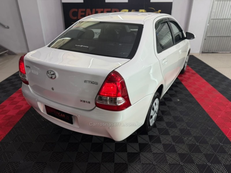 ETIOS 1.5 XS SEDAN 16V FLEX 4P AUTOMÁTICO - 2017 - NOVO HAMBURGO