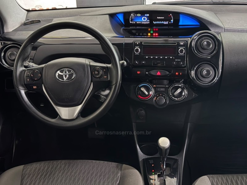 ETIOS 1.5 XS SEDAN 16V FLEX 4P AUTOMÁTICO - 2017 - NOVO HAMBURGO