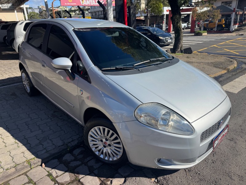punto 1.4 attractive italia 8v flex 4p manual 2011 caxias do sul