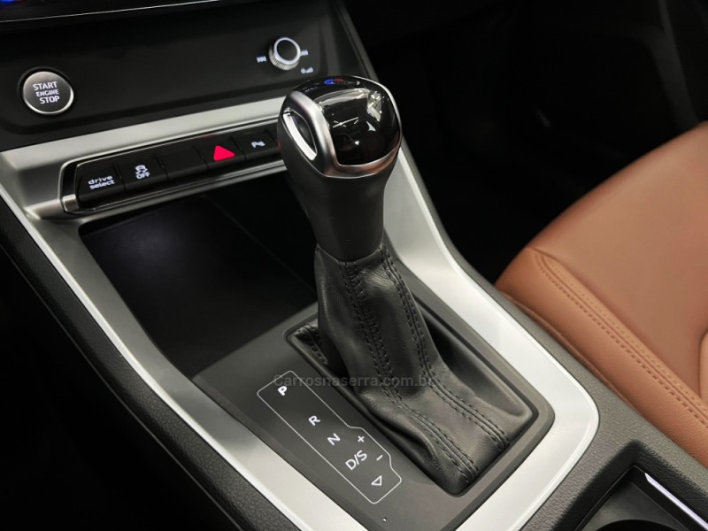 Q3 1.4 TFSI PRESTIGE PLUS GASOLINA 4P S TRONIC - 2020 - FLORES DA CUNHA
