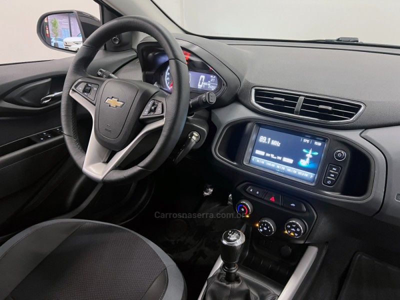 ONIX 1.4 MPFI ACTIV 8V FLEX 4P MANUAL - 2019 - FLORES DA CUNHA