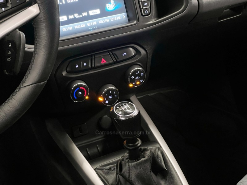 ONIX 1.4 MPFI ACTIV 8V FLEX 4P MANUAL - 2019 - FLORES DA CUNHA