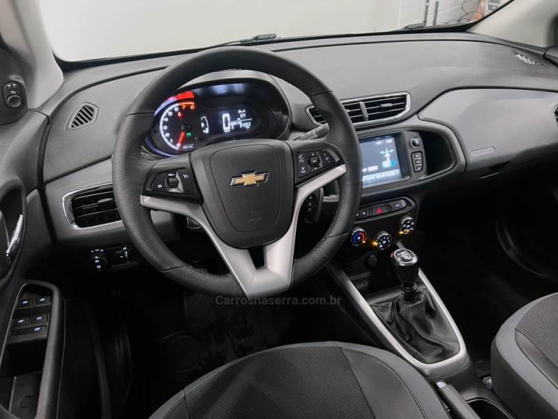 ONIX 1.4 MPFI ACTIV 8V FLEX 4P MANUAL - 2019 - FLORES DA CUNHA