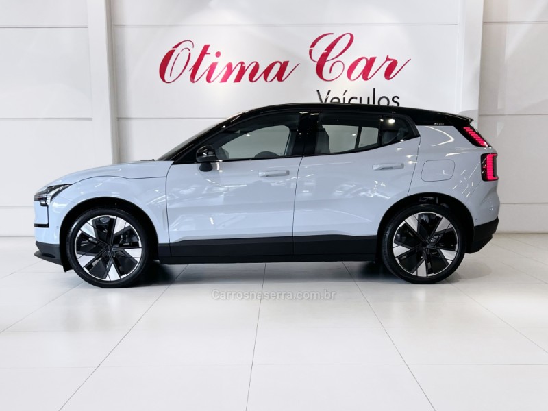 EX30 ULTRA EXTENDED RANGE - 2024 - FLORES DA CUNHA