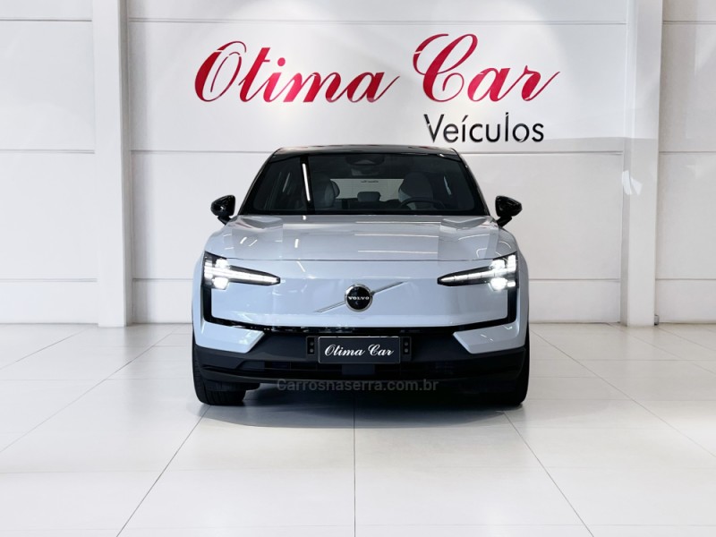 EX30 ULTRA EXTENDED RANGE - 2024 - FLORES DA CUNHA