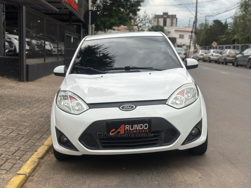 FIESTA 1.6 MPI SEDAN 8V FLEX 4P MANUAL - 2011 - PAROBé