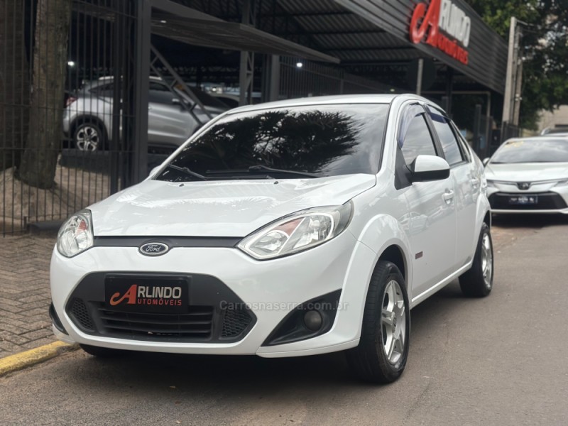 FIESTA 1.6 MPI SEDAN 8V FLEX 4P MANUAL - 2011 - PAROBé