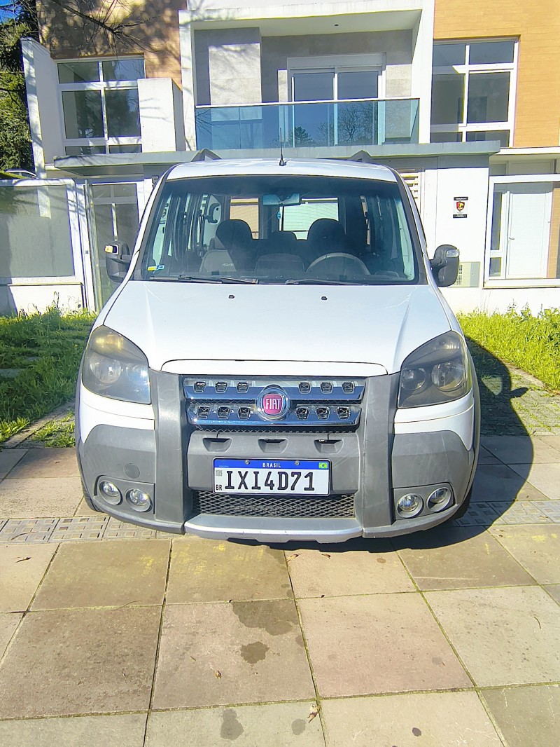 DOBLÓ 1.8 MPI ADVENTURE 16V FLEX 4P MANUAL - 2016 - FARROUPILHA