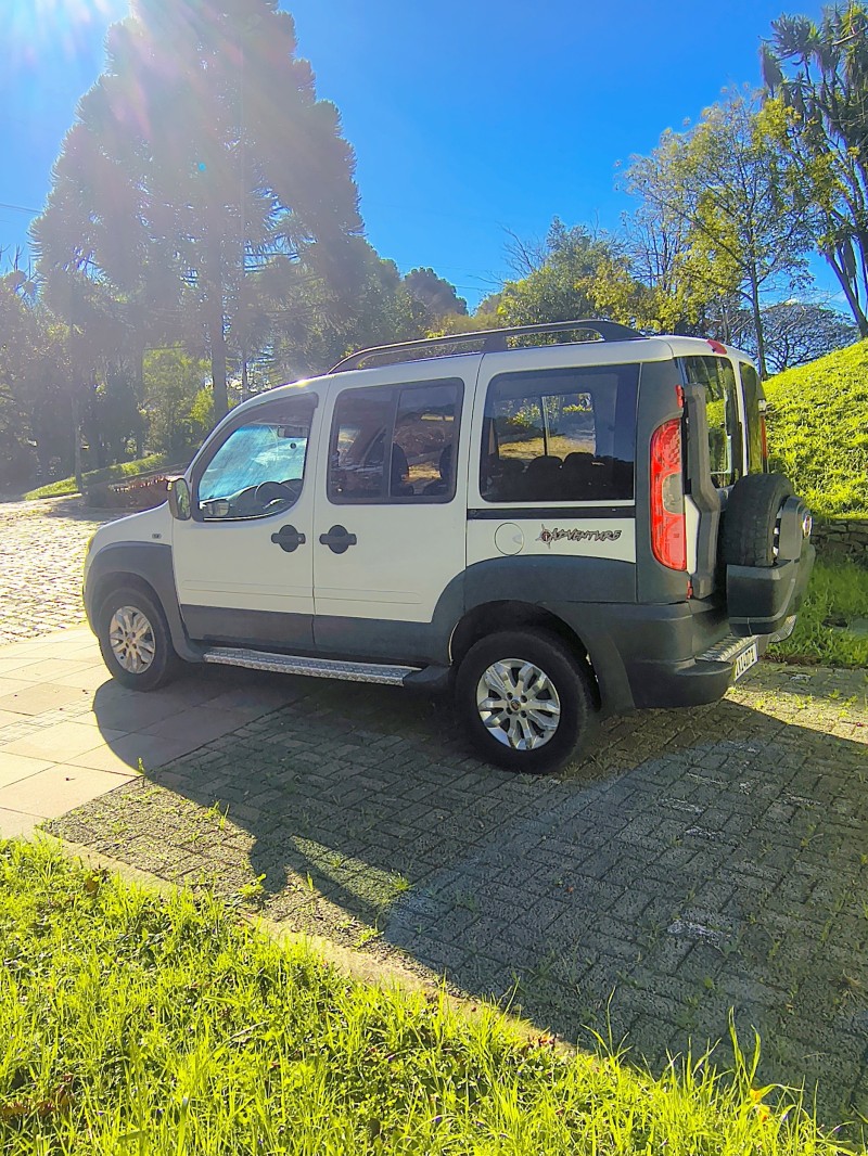 DOBLÓ 1.8 MPI ADVENTURE 16V FLEX 4P MANUAL - 2016 - FARROUPILHA
