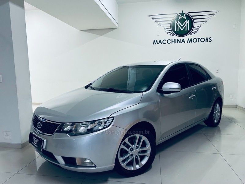 CERATO 1.6 EX3 SEDAN 16V GASOLINA 4P MANUAL - 2011 - CAXIAS DO SUL