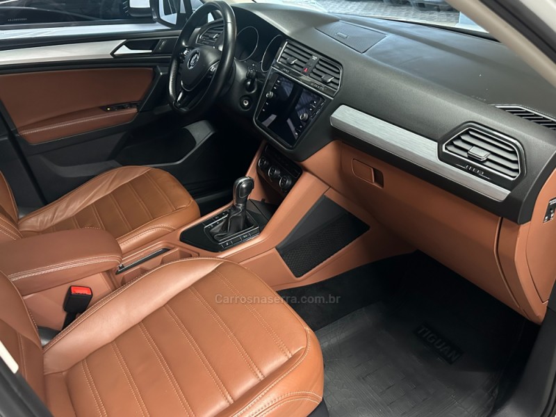 TIGUAN 1.4 ALLSPACE 250 TSI FLEX 4P - 2019 - SAPIRANGA