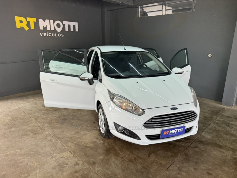 FIESTA 1.6 SE HATCH 16V FLEX 4P MANUAL - 2016 - MUçUM