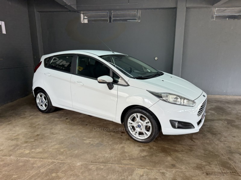 FIESTA 1.6 SE HATCH 16V FLEX 4P MANUAL - 2016 - MUçUM