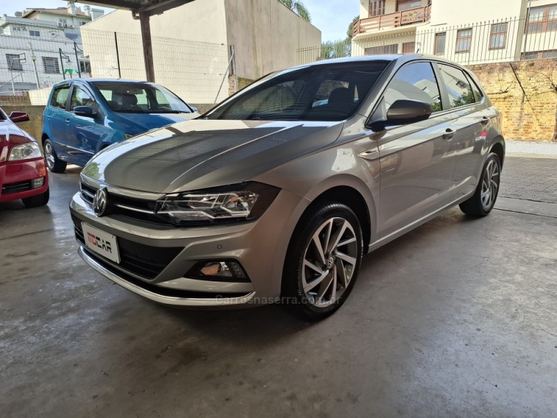 POLO 1.0	200 TSI HIGHLINE AUTOMÁTICO  - 2019 - GARIBALDI