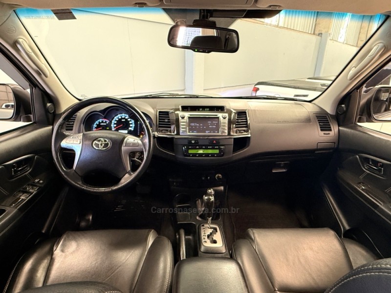 HILUX SW4 3.0 SRV 4X4 7 LUGARES 16V TURBO INTERCOOLER DIESEL 4P AUTOMÁTICO - 2015 - BENTO GONçALVES