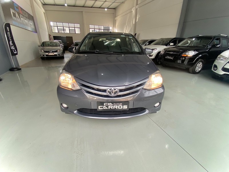 ETIOS 1.3 X 16V FLEX 4P MANUAL - 2013 - LAJEADO