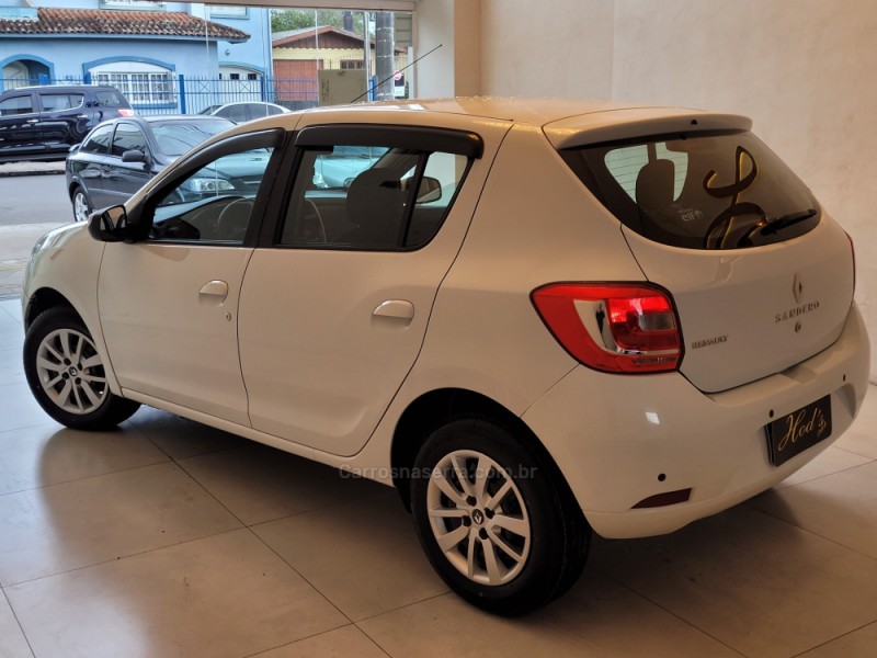 SANDERO 1.0 EXPRESSION 12V FLEX 4P MANUAL - 2019 - CANELA