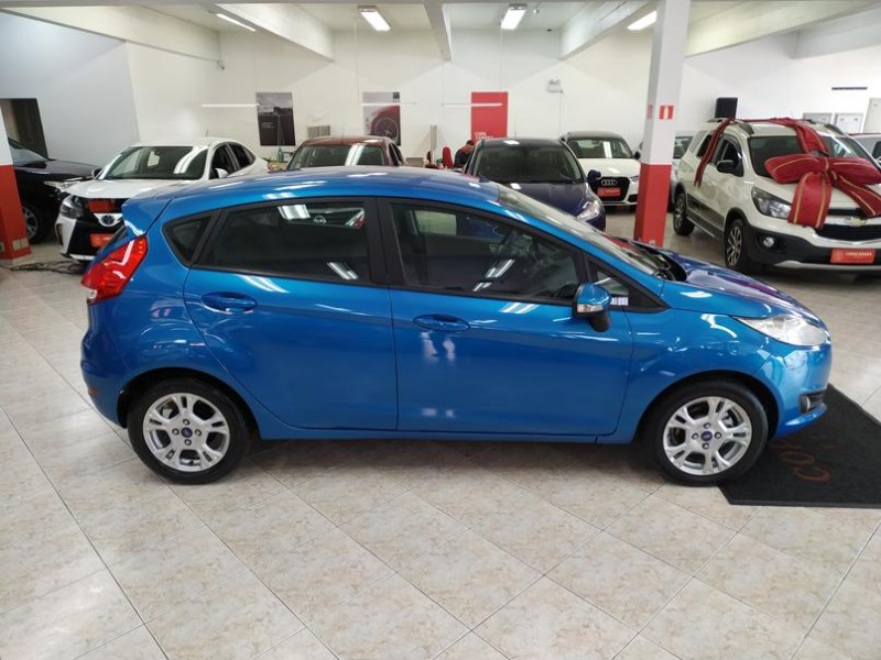 FIESTA 1.6 SE HATCH 16V FLEX 4P AUTOMÁTICO - 2014 - CAXIAS DO SUL