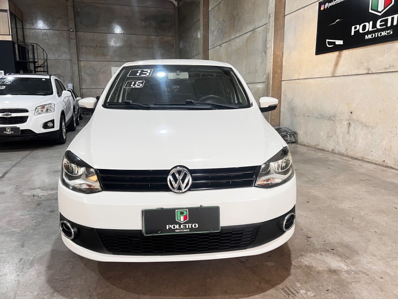FOX 1.6 MI 8V FLEX 4P MANUAL - 2013 - CAXIAS DO SUL