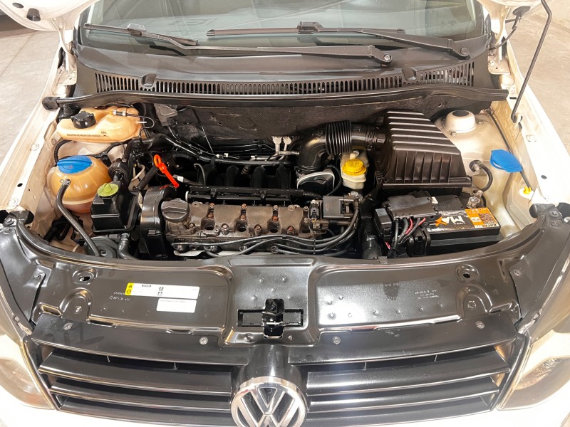 FOX 1.6 MI 8V FLEX 4P MANUAL - 2013 - CAXIAS DO SUL
