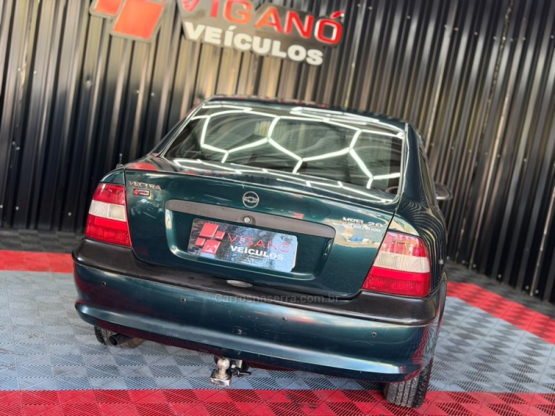 VECTRA 2.0 MPFI GLS 8V GASOLINA 4P MANUAL - 1997 - CAXIAS DO SUL