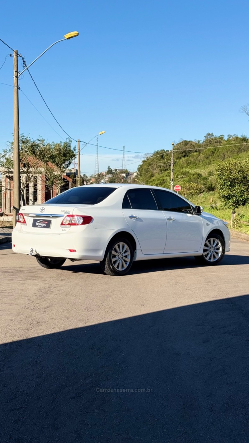 COROLLA 2.0 ALTIS 16V FLEX 4P AUTOMÁTICO - 2014 - FLORES DA CUNHA