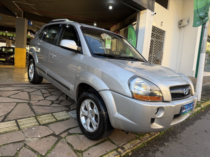 TUCSON 2.0 MPFI GLS 16V 143CV 2WD GASOLINA 4P AUTOMÁTICO - 2010 - BENTO GONçALVES