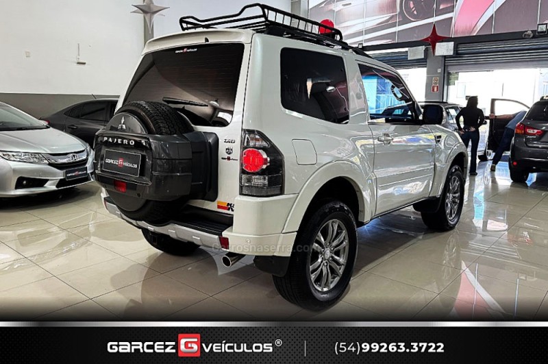 PAJERO FULL 3.2 HPE 4X4 16V TURBO INTERCOOLER DIESEL 2P AUTOMÁTICO - 2016 - BENTO GONçALVES