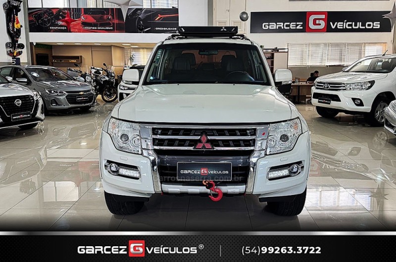 PAJERO FULL 3.2 HPE 4X4 16V TURBO INTERCOOLER DIESEL 2P AUTOMÁTICO - 2016 - BENTO GONçALVES