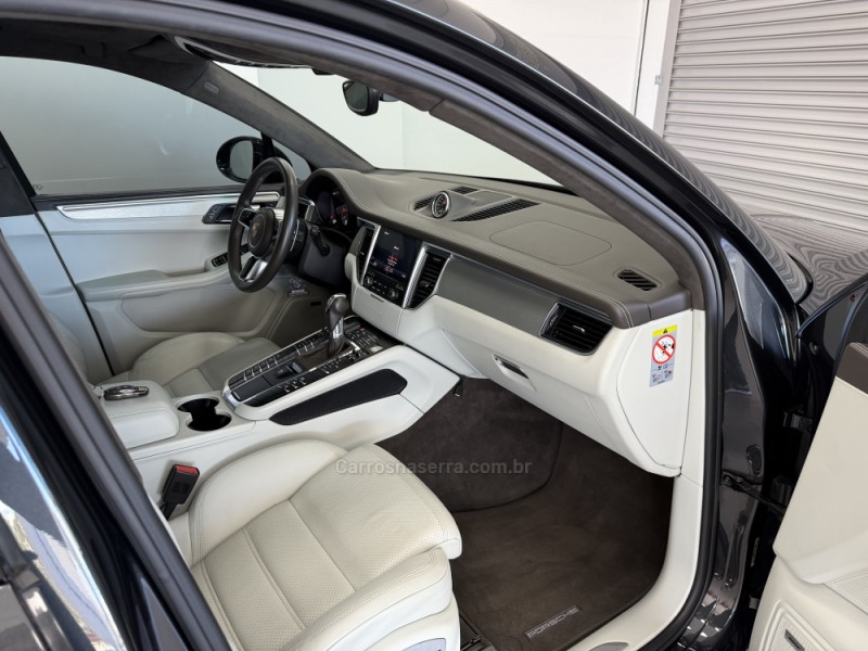 MACAN 3.6 24V V6 TURBO GASOLINA 4P AUTOMÁTICO - 2018 - FARROUPILHA