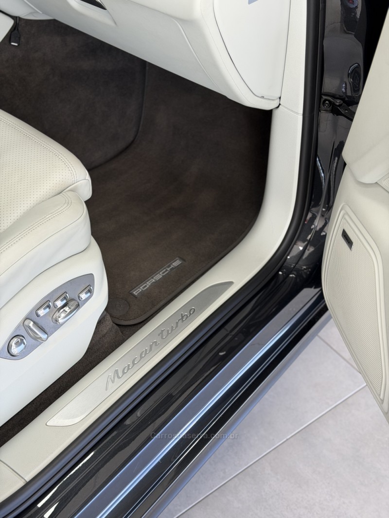 MACAN 3.6 24V V6 TURBO GASOLINA 4P AUTOMÁTICO - 2018 - FARROUPILHA