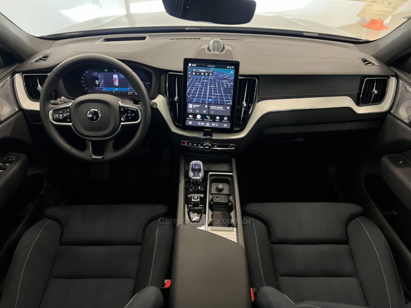 XC60 2.0 T8 ULTRA DARK AWD HÍBRIDO 4P AUTOMÁTICO - 2026 - FLORES DA CUNHA