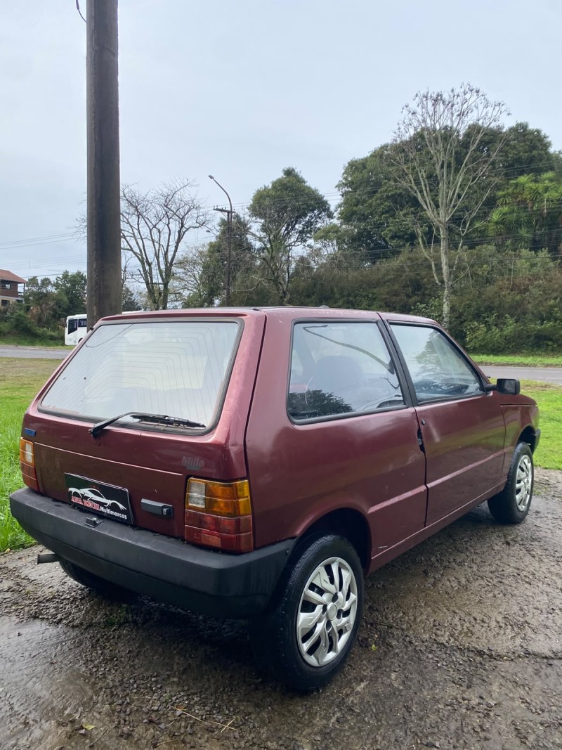 UNO 1.0 MILLE ELETRONIC 8V GASOLINA 2P MANUAL - 1996 - CAXIAS DO SUL