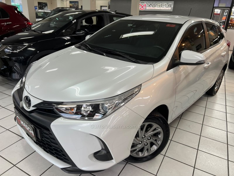 yaris 1.5 xs 16v flex 4p automatico 2023 caxias do sul