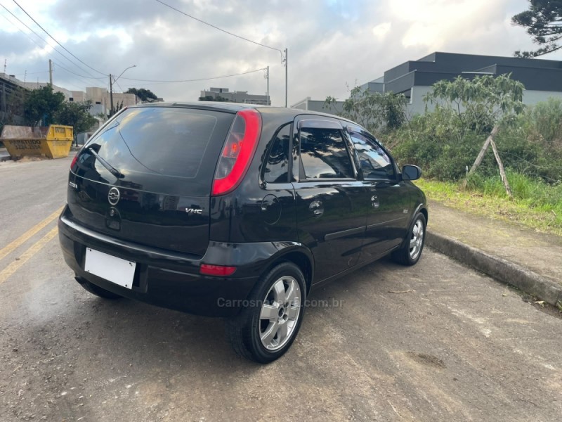 CORSA 1.0 MPFI MAXX 8V GASOLINA 4P MANUAL - 2005 - CAXIAS DO SUL